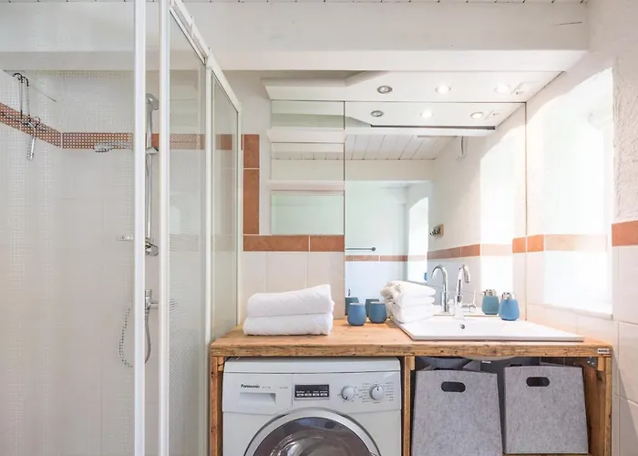 Reetperle Risum-Lindholm