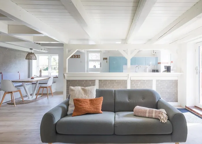 Reetperle * Risum-Lindholm